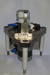 dispositivo-para-montar-clip8